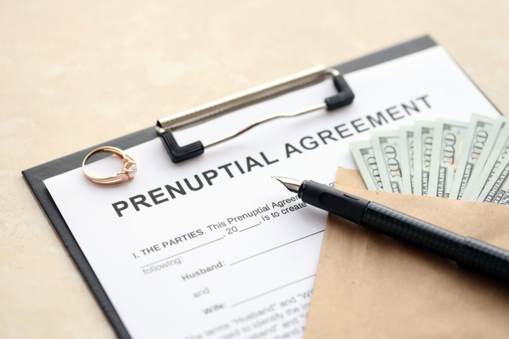 Pros and Cons of Prenuptial Agreement
